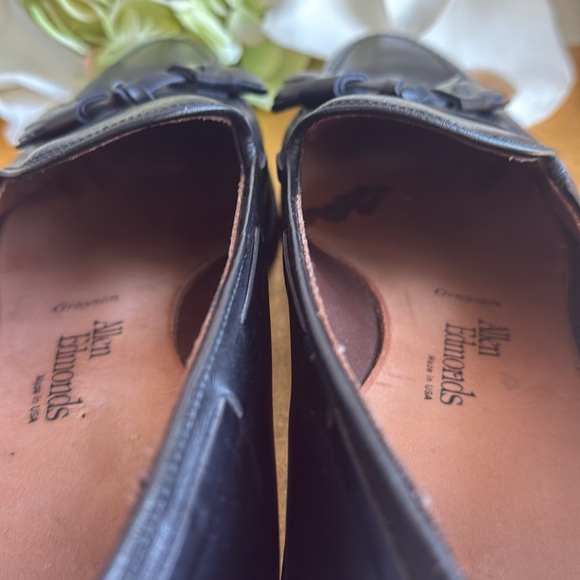 Allen Edmonds Grayson Tassel Loafer in Black Leather main image 5